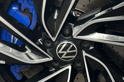 KP23ZYE Volkswagen Arteon 2.0 TSI R 5dr 4MOTION DSG **HEADS UP DISPLAY + ASSISTANCE PACK PLUS** Thumbnail #49