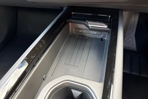  Volkswagen Id.7 Pro 77kWh Match Plus Fastback Auto 5dr Thumbnail #54