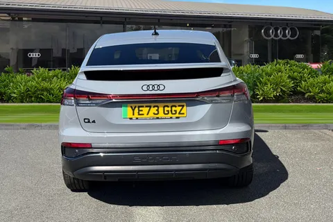 YE73GGZ Audi Q4 e-tron Q4 Sportback (S) Black Edition 40 e-tron  150,00 kW Thumbnail #5