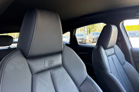 YE73GGZ Audi Q4 e-tron Q4 Sportback (S) Black Edition 40 e-tron  150,00 kW Thumbnail #25