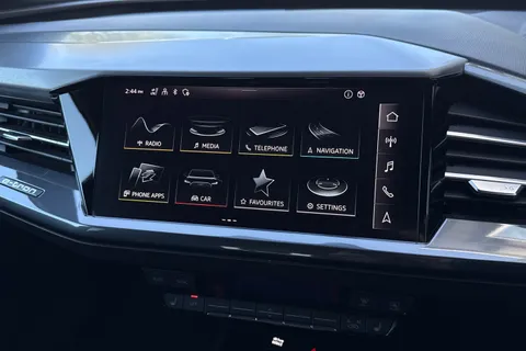 YE73GGZ Audi Q4 e-tron Q4 Sportback (S) Black Edition 40 e-tron  150,00 kW Thumbnail #27