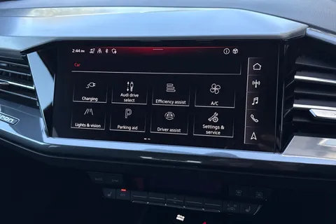 YE73GGZ Audi Q4 e-tron Q4 Sportback (S) Black Edition 40 e-tron  150,00 kW Thumbnail #29