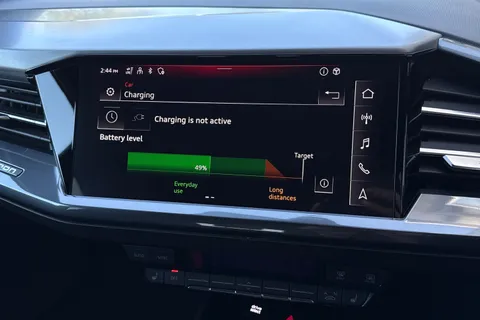 YE73GGZ Audi Q4 e-tron Q4 Sportback (S) Black Edition 40 e-tron  150,00 kW Thumbnail #30