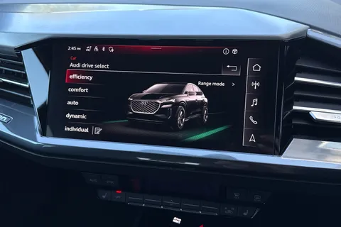 YE73GGZ Audi Q4 e-tron Q4 Sportback (S) Black Edition 40 e-tron  150,00 kW Thumbnail #33