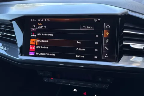 YE73GGZ Audi Q4 e-tron Q4 Sportback (S) Black Edition 40 e-tron  150,00 kW Thumbnail #38