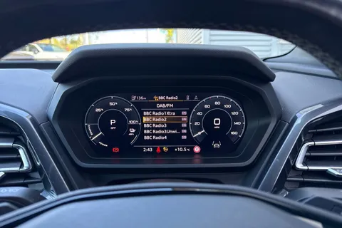 YE73GGZ Audi Q4 e-tron Q4 Sportback (S) Black Edition 40 e-tron  150,00 kW Thumbnail #51