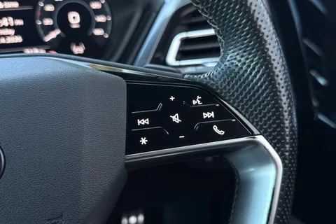 YE73GGZ Audi Q4 e-tron Q4 Sportback (S) Black Edition 40 e-tron  150,00 kW Thumbnail #55