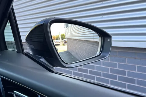 YE73GGZ Audi Q4 e-tron Q4 Sportback (S) Black Edition 40 e-tron  150,00 kW Thumbnail #57