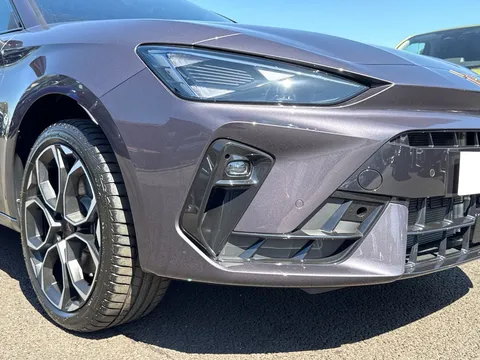  CUPRA Leon 1.5 eHybrid 25.8kWh V2 DSG Euro 6 (s/s) 5dr Thumbnail #17