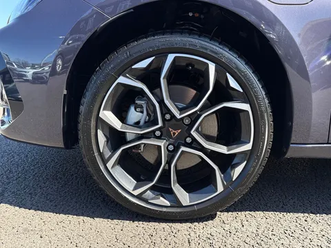  CUPRA Leon 1.5 eHybrid 25.8kWh V2 DSG Euro 6 (s/s) 5dr Thumbnail #22