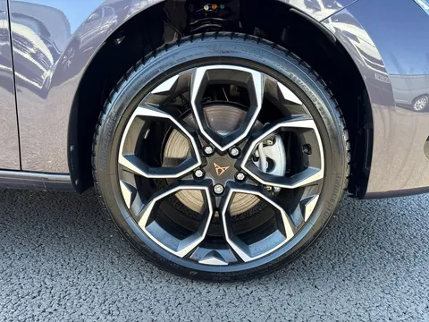  CUPRA Leon 1.5 eHybrid 25.8kWh V2 DSG Euro 6 (s/s) 5dr Thumbnail #24