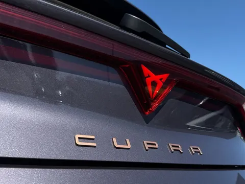  CUPRA Leon 1.5 eHybrid 25.8kWh V2 DSG Euro 6 (s/s) 5dr Thumbnail #25