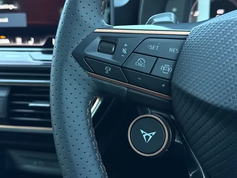  CUPRA Leon 1.5 eHybrid 25.8kWh V2 DSG Euro 6 (s/s) 5dr Thumbnail #35