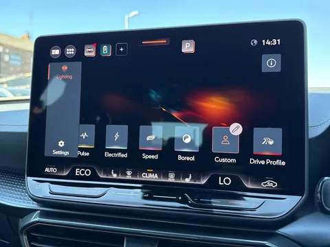  CUPRA Leon 1.5 eHybrid 25.8kWh V2 DSG Euro 6 (s/s) 5dr Thumbnail #42