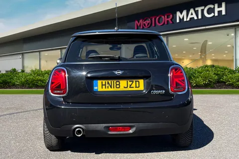 HN18JZD Mini Hatch 1.5 Cooper Euro 6 (s/s) 3dr Thumbnail #5