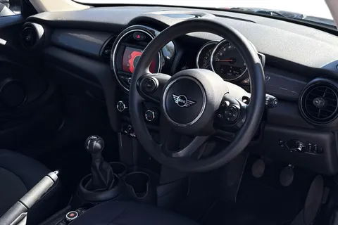 HN18JZD Mini Hatch 1.5 Cooper Euro 6 (s/s) 3dr Thumbnail #14