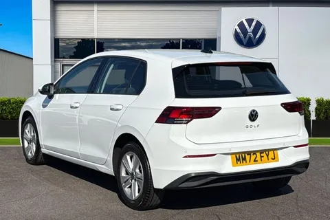 MM72FYJ Volkswagen Golf 1.5 TSI Life 5dr Thumbnail #2