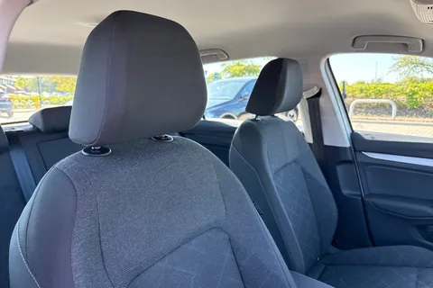 MM72FYJ Volkswagen Golf 1.5 TSI Life 5dr Thumbnail #24