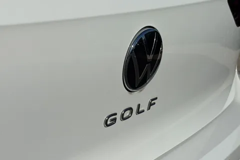 MM72FYJ Volkswagen Golf 1.5 TSI Life 5dr Thumbnail #28