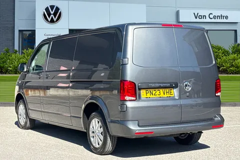 PN23VHE Volkswagen Transporter 2.0 TDI 150 Highline Van Thumbnail #3