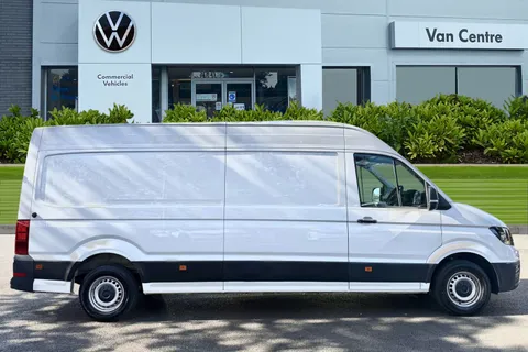 MJ74FHE Volkswagen Crafter 2.0 TDI 140PS Commerce Plus High Roof Van Thumbnail #3