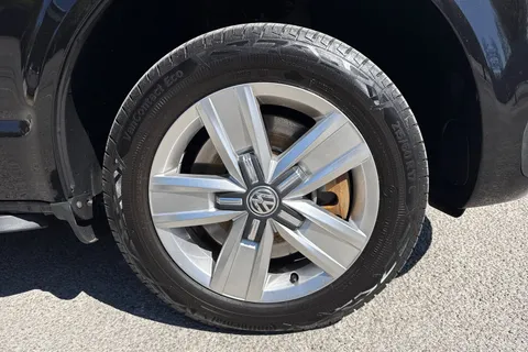 PF23NXC Volkswagen Transporter 2.0 TDI 150 Highline Kombi Van DSG Thumbnail #11