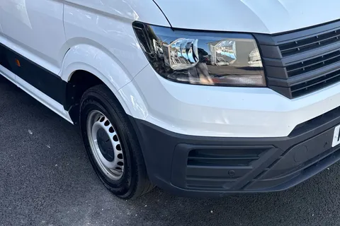 MJ74FHE Volkswagen Crafter 2.0 TDI 140PS Commerce Plus High Roof Van Thumbnail #17