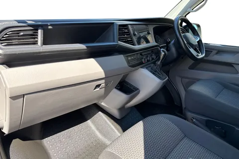 PF23NXC Volkswagen Transporter 2.0 TDI 150 Highline Kombi Van DSG Thumbnail #16