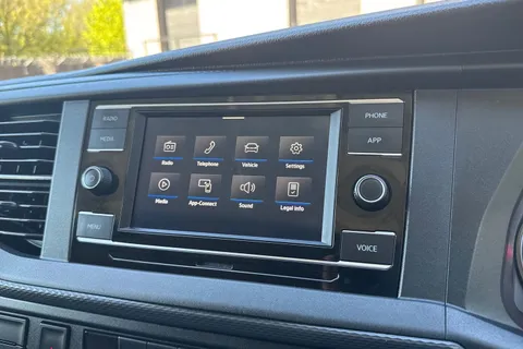 PN23VHE Volkswagen Transporter 2.0 TDI 150 Highline Van Thumbnail #18