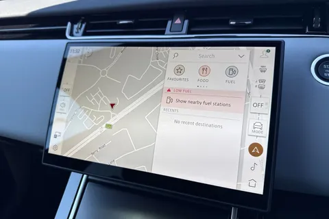  Land Rover Range Rover Evoque 2.0 D200 MHEV Hoxton Edition Auto 4WD Euro 6 (s/s) 5dr Thumbnail #21