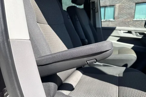 PF23NXC Volkswagen Transporter 2.0 TDI 150 Highline Kombi Van DSG Thumbnail #26