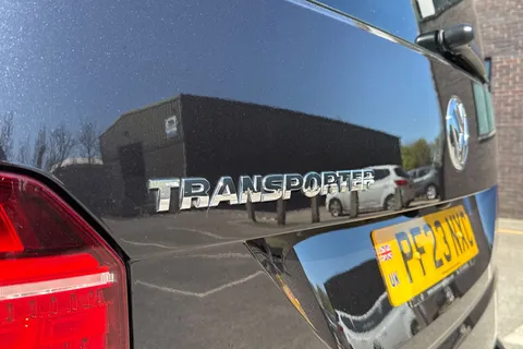 PF23NXC Volkswagen Transporter 2.0 TDI 150 Highline Kombi Van DSG Thumbnail #27