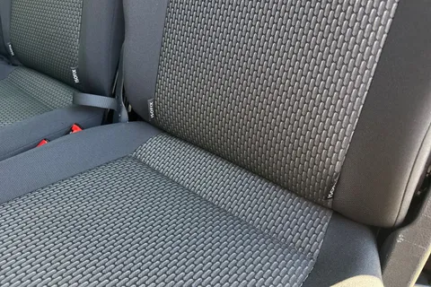 PF23NXC Volkswagen Transporter 2.0 TDI 150 Highline Kombi Van DSG Thumbnail #35