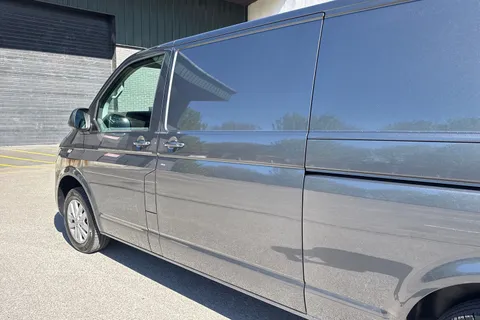 PN23VHE Volkswagen Transporter 2.0 TDI 150 Highline Van Thumbnail #37
