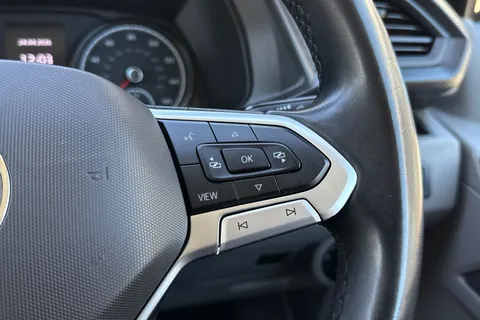 PF23NXC Volkswagen Transporter 2.0 TDI 150 Highline Kombi Van DSG Thumbnail #38