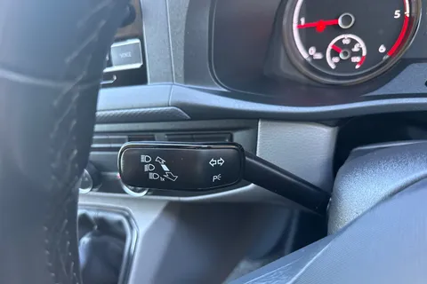 PN23VHE Volkswagen Transporter 2.0 TDI 150 Highline Van Thumbnail #42