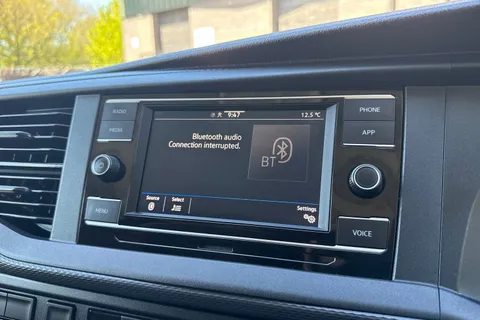 PN23VHE Volkswagen Transporter 2.0 TDI 150 Highline Van Thumbnail #46