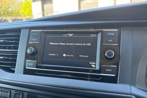 PN23VHE Volkswagen Transporter 2.0 TDI 150 Highline Van Thumbnail #48