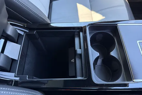  Land Rover Range Rover Evoque 2.0 D200 MHEV Hoxton Edition Auto 4WD Euro 6 (s/s) 5dr Thumbnail #56