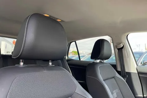 FL71KZS Volkswagen T-Cross 1.0 TSI 110 Black Edition 5dr ⭐Winter Pack⭐ Thumbnail #22