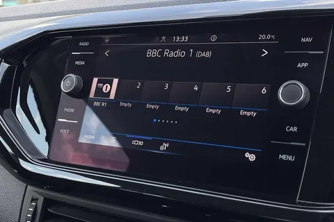 FL71KZS Volkswagen T-Cross 1.0 TSI 110 Black Edition 5dr ⭐Winter Pack⭐ Thumbnail #31