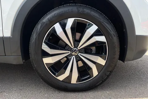 FL71KZS Volkswagen T-Cross 1.0 TSI 110 Black Edition 5dr ⭐Winter Pack⭐ Thumbnail #54