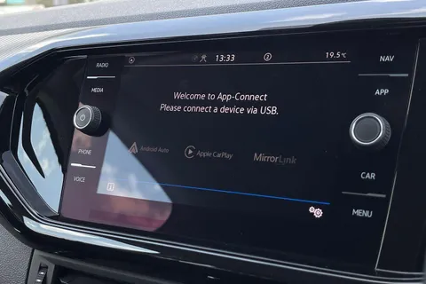 FL71KZS Volkswagen T-Cross 1.0 TSI 110 Black Edition 5dr ⭐Winter Pack⭐ Thumbnail #79