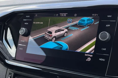 FL71KZS Volkswagen T-Cross 1.0 TSI 110 Black Edition 5dr ⭐Winter Pack⭐ Thumbnail #81