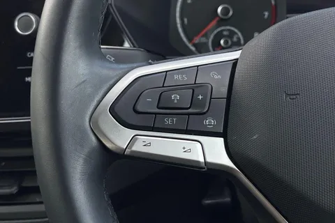 FL71KZS Volkswagen T-Cross 1.0 TSI 110 Black Edition 5dr ⭐Winter Pack⭐ Thumbnail #83