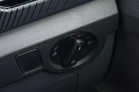 FL71KZS Volkswagen T-Cross 1.0 TSI 110 Black Edition 5dr ⭐Winter Pack⭐ Thumbnail #86