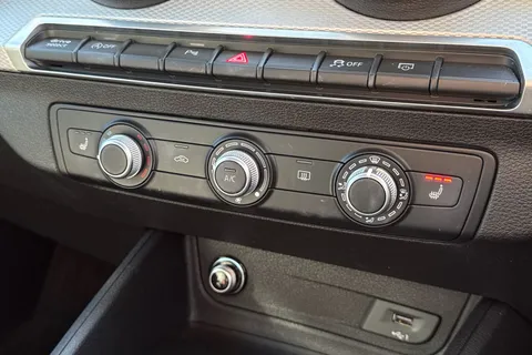 PX23OGO Audi Q2 35 TFSI Sport 5dr Thumbnail #23