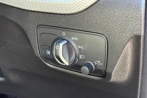 PX23OGO Audi Q2 35 TFSI Sport 5dr Thumbnail #39