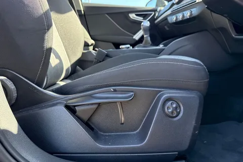 PX23OGO Audi Q2 35 TFSI Sport 5dr Thumbnail #42