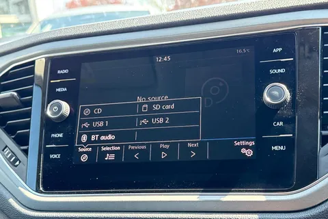 DA20CXF Volkswagen T-Roc 1.0 TSI SE 5dr Rear-view camera Thumbnail #29